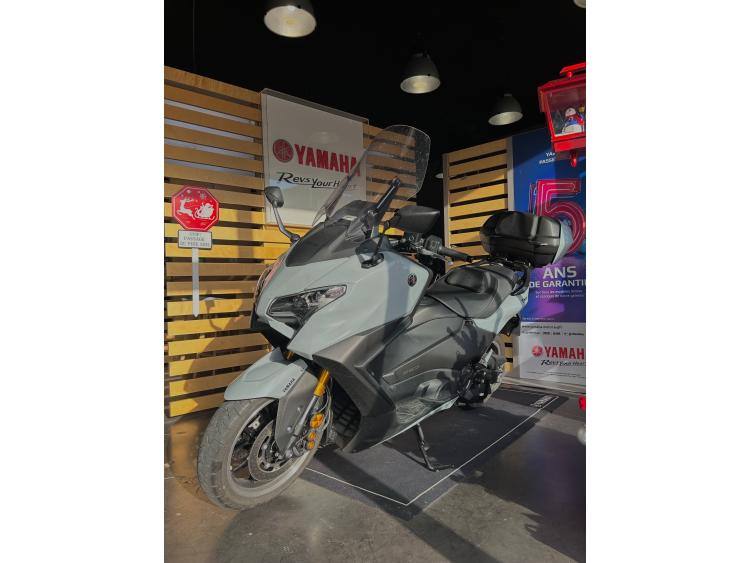 YAMAHA XP T-MAX 560 TECH MAX