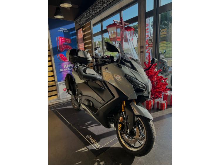 YAMAHA XP T-MAX 560 TECH MAX