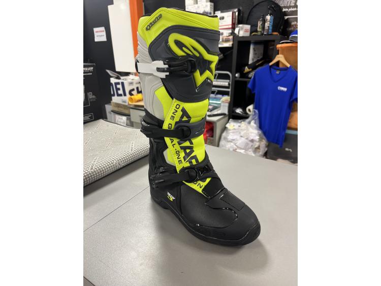 TECH 3 NOIR GRIS JAUNE FLUO 