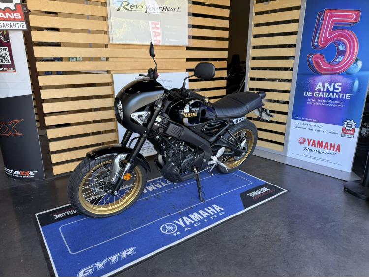 YAMAHA XSR 125 Legacy