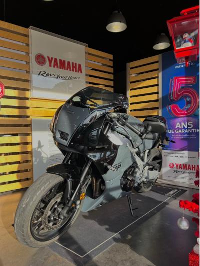 YAMAHA XSR 900 GP