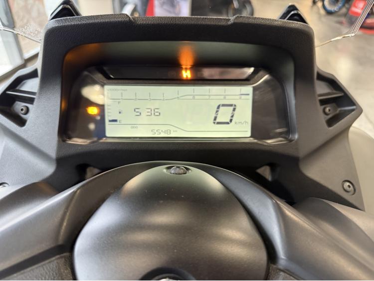 YAMAHA TRICITY 300