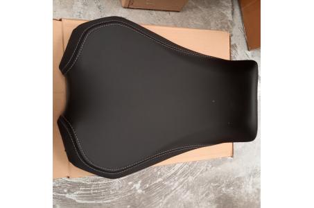 Selle basse Tracer 900