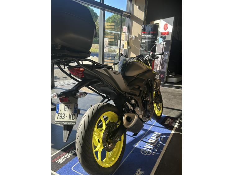 YAMAHA MT-03